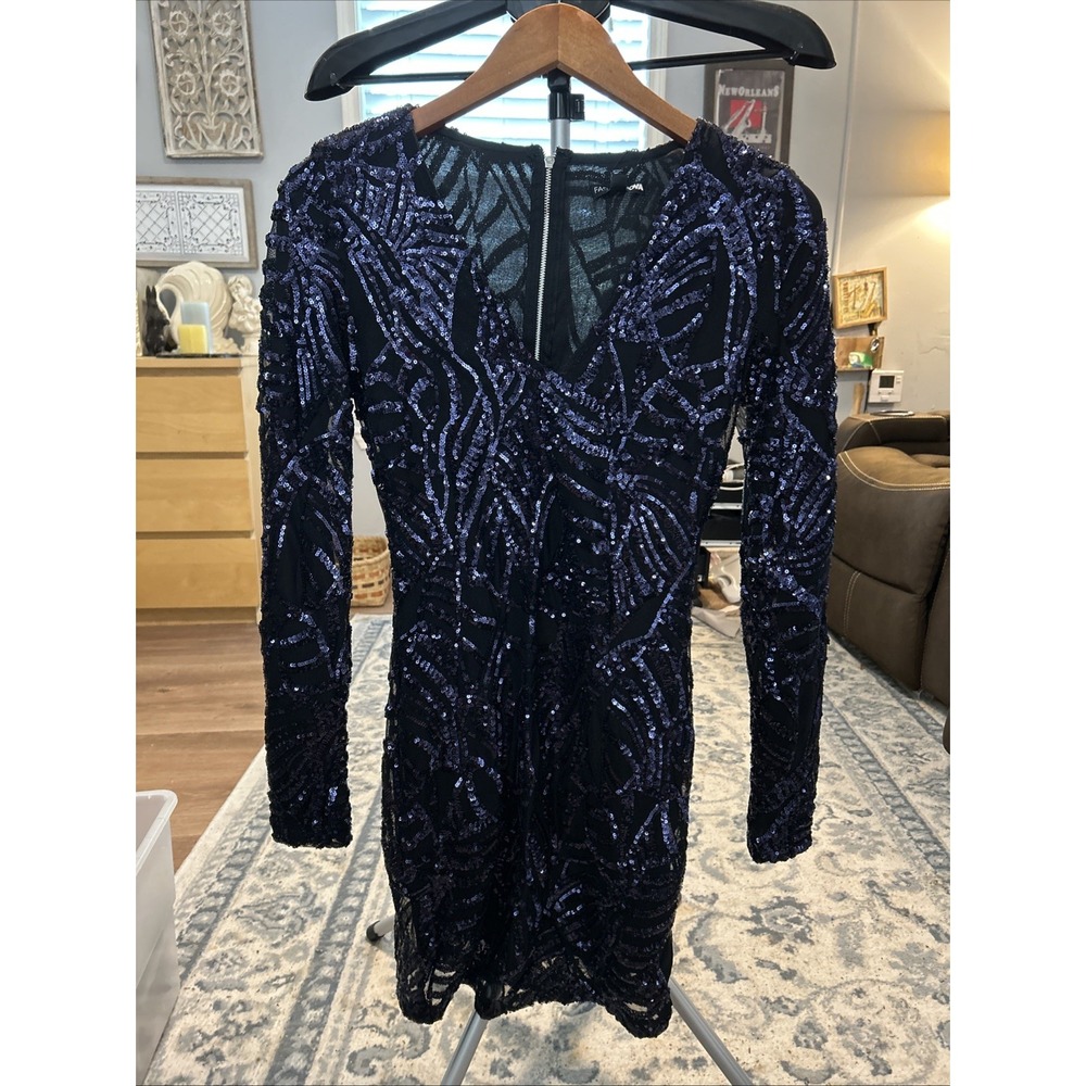 fashion nova dress X Small Long Sleeve Black And Blue Sequins Cocktail Mini Dres